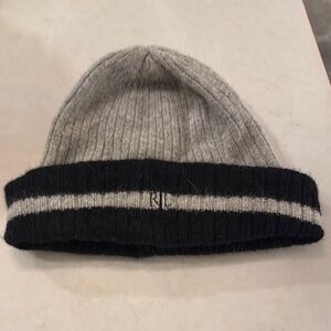 Gray and Black Knitted Beanie with Soft Fabric and Skull-Cap Style